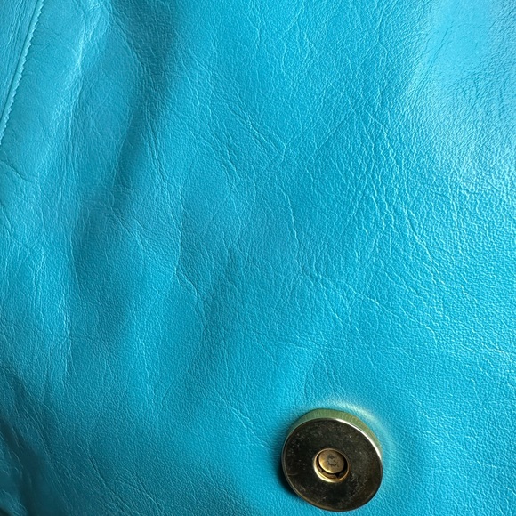 Woodward and Lothrop Turquoise Leather Handbag - Picture 4 of 13